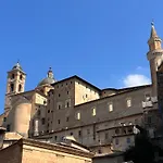 Sancti Temporary Apartment Urbino