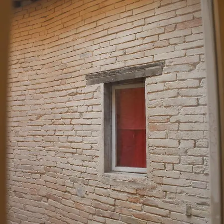 Sancti Temporary Apartamento Urbino